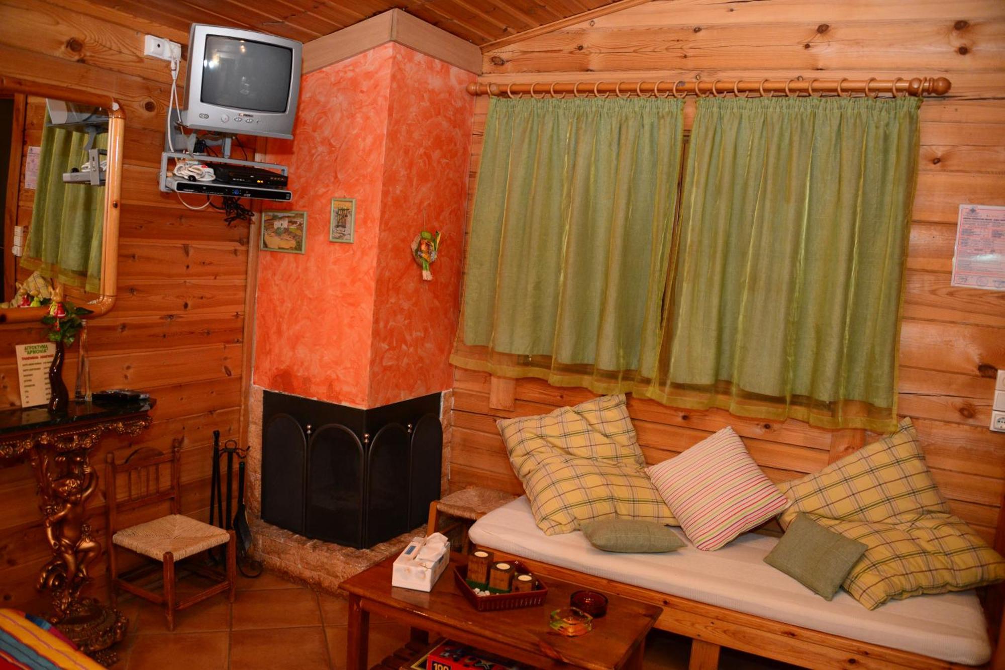 Hostal Agroktima Armonia Karpenísion Exterior foto